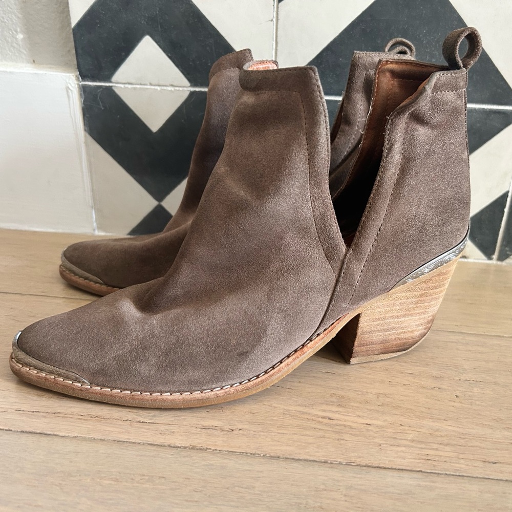 Jeffrey Campbell Cromwell Boots